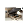 Cabecero de madera con mesitas y canapé en ACEM