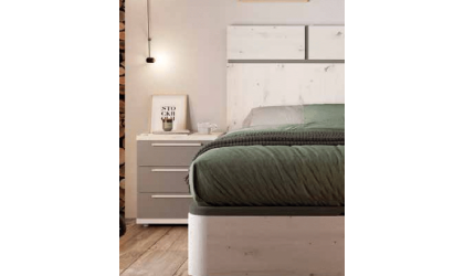 Precioso dormitorio en tonos claros con canapé, cabezal y dos mesitas en ACEM