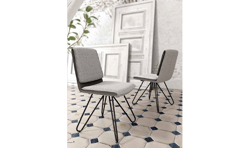 Pack de 2 sillas tapizadas con patas metálicas