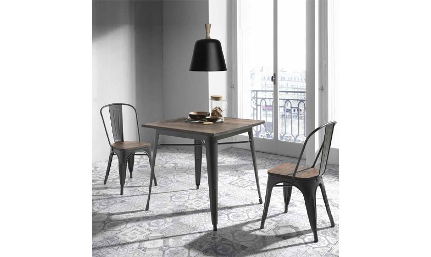 Composición de salón comedor mesa y silla de metal
